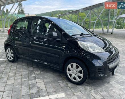 Чорний Пежо 107, об'ємом двигуна 1 л та пробігом 162 тис. км за 5585 $, фото 1 на Automoto.ua