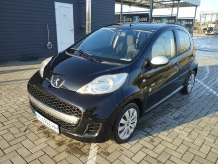 Чорний Пежо 107, об'ємом двигуна 1 л та пробігом 207 тис. км за 5500 $, фото 1 на Automoto.ua