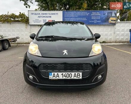 Черный Пежо 107, объемом двигателя 1 л и пробегом 112 тыс. км за 5800 $, фото 1 на Automoto.ua