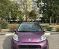 Фиолетовый Пежо 107, объемом двигателя 1 л и пробегом 111 тыс. км за 5700 $, фото 1 на Automoto.ua