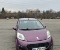 Фіолетовий Пежо 107, об'ємом двигуна 1 л та пробігом 72 тис. км за 7000 $, фото 1 на Automoto.ua