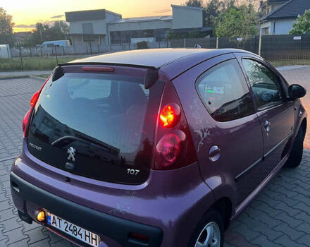 Фиолетовый Пежо 107, объемом двигателя 1 л и пробегом 112 тыс. км за 5900 $, фото 3 на Automoto.ua