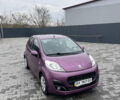 Фиолетовый Пежо 107, объемом двигателя 1 л и пробегом 71 тыс. км за 7150 $, фото 2 на Automoto.ua