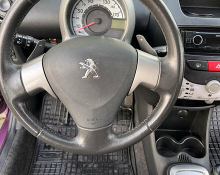 Фиолетовый Пежо 107, объемом двигателя 1 л и пробегом 71 тыс. км за 7150 $, фото 4 на Automoto.ua