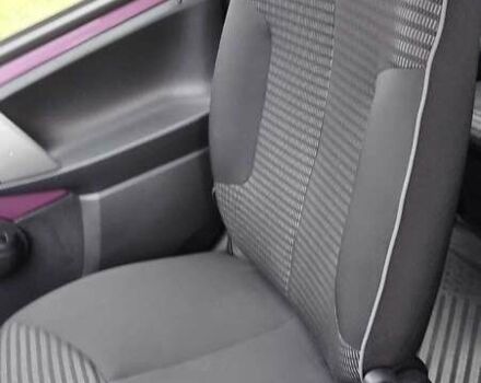 Фиолетовый Пежо 107, объемом двигателя 1 л и пробегом 43 тыс. км за 7100 $, фото 1 на Automoto.ua