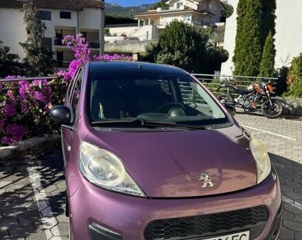 Фиолетовый Пежо 107, объемом двигателя 1 л и пробегом 131 тыс. км за 5500 $, фото 1 на Automoto.ua