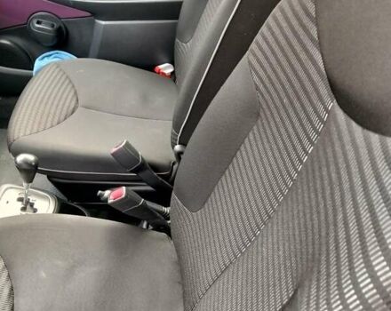 Фіолетовий Пежо 107, об'ємом двигуна 1 л та пробігом 41 тис. км за 7400 $, фото 4 на Automoto.ua