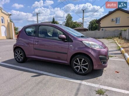Фиолетовый Пежо 107, объемом двигателя 1 л и пробегом 162 тыс. км за 6000 $, фото 1 на Automoto.ua