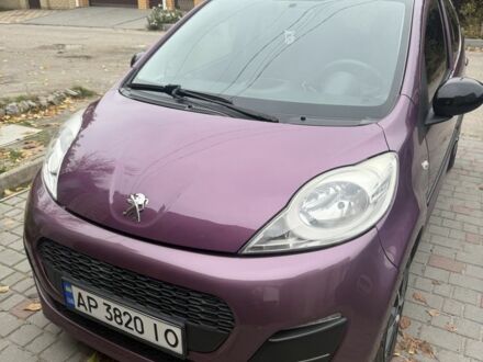 Фиолетовый Пежо 107, объемом двигателя 1 л и пробегом 119 тыс. км за 6300 $, фото 1 на Automoto.ua