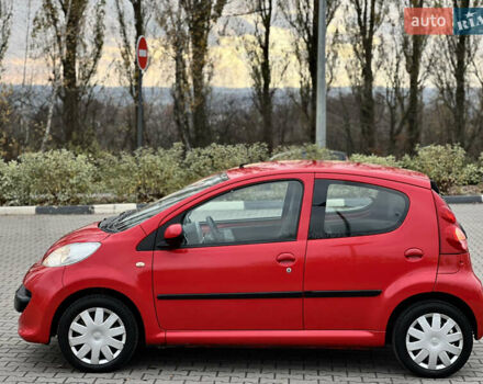Червоний Пежо 107, об'ємом двигуна 1 л та пробігом 149 тис. км за 3999 $, фото 3 на Automoto.ua