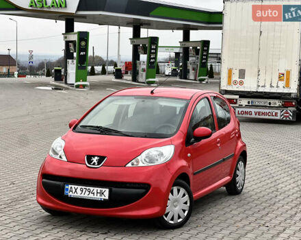 Червоний Пежо 107, об'ємом двигуна 1 л та пробігом 149 тис. км за 3999 $, фото 25 на Automoto.ua