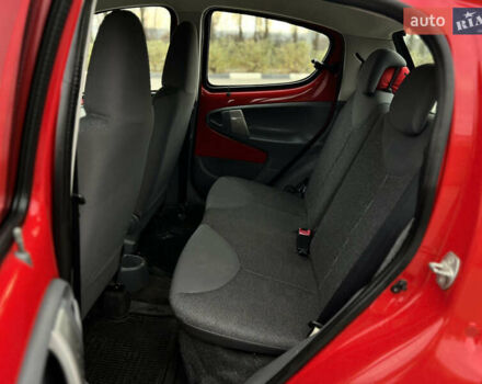 Червоний Пежо 107, об'ємом двигуна 1 л та пробігом 149 тис. км за 3999 $, фото 37 на Automoto.ua