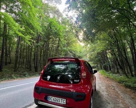 Красный Пежо 107, объемом двигателя 1 л и пробегом 188 тыс. км за 2700 $, фото 9 на Automoto.ua