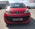 Червоний Пежо 107, об'ємом двигуна 1 л та пробігом 92 тис. км за 4590 $, фото 1 на Automoto.ua