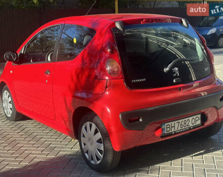 Красный Пежо 107, объемом двигателя 1 л и пробегом 151 тыс. км за 2999 $, фото 11 на Automoto.ua