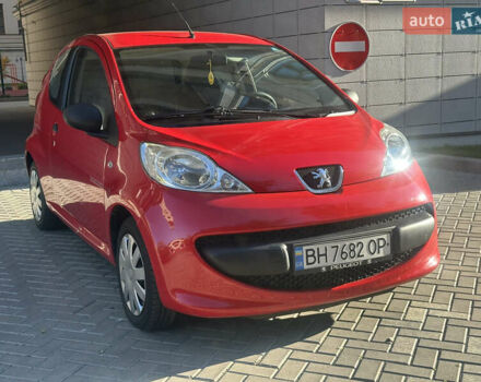 Красный Пежо 107, объемом двигателя 1 л и пробегом 151 тыс. км за 2999 $, фото 5 на Automoto.ua
