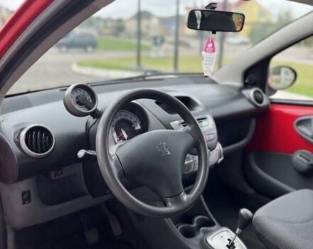 Красный Пежо 107, объемом двигателя 1 л и пробегом 170 тыс. км за 5000 $, фото 12 на Automoto.ua