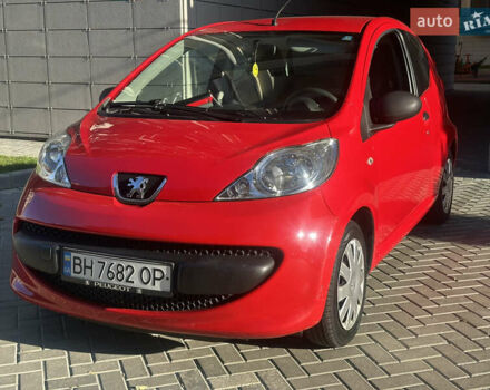 Красный Пежо 107, объемом двигателя 1 л и пробегом 151 тыс. км за 2999 $, фото 3 на Automoto.ua