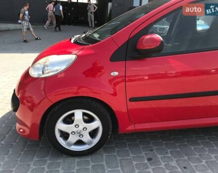 Червоний Пежо 107, об'ємом двигуна 1 л та пробігом 92 тис. км за 4590 $, фото 22 на Automoto.ua