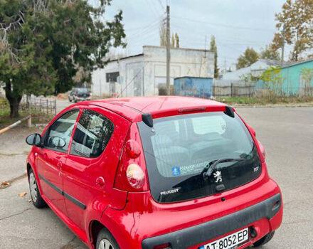 Червоний Пежо 107, об'ємом двигуна 1 л та пробігом 139 тис. км за 4200 $, фото 5 на Automoto.ua