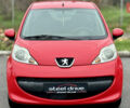 Червоний Пежо 107, об'ємом двигуна 1 л та пробігом 139 тис. км за 3499 $, фото 1 на Automoto.ua