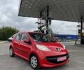 Красный Пежо 107, объемом двигателя 1 л и пробегом 170 тыс. км за 5000 $, фото 1 на Automoto.ua