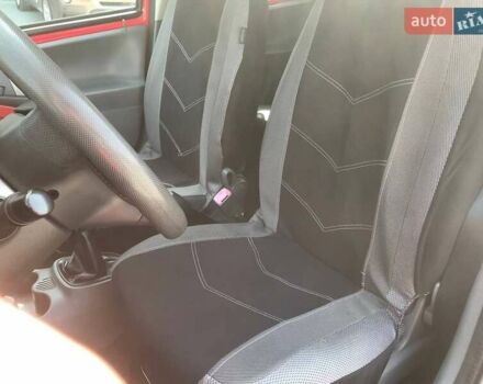 Червоний Пежо 107, об'ємом двигуна 1 л та пробігом 92 тис. км за 4590 $, фото 10 на Automoto.ua