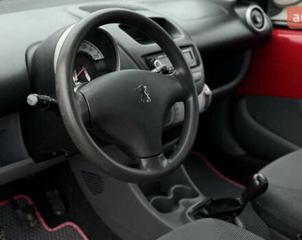 Червоний Пежо 107, об'ємом двигуна 1 л та пробігом 139 тис. км за 3499 $, фото 10 на Automoto.ua