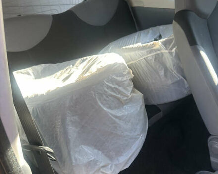 Красный Пежо 107, объемом двигателя 1 л и пробегом 151 тыс. км за 2999 $, фото 20 на Automoto.ua