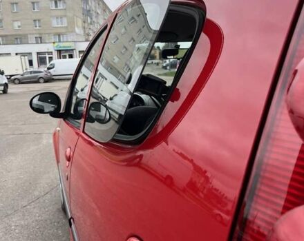Красный Пежо 107, объемом двигателя 1 л и пробегом 170 тыс. км за 5000 $, фото 7 на Automoto.ua