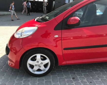 Красный Пежо 107, объемом двигателя 1 л и пробегом 92 тыс. км за 4590 $, фото 22 на Automoto.ua