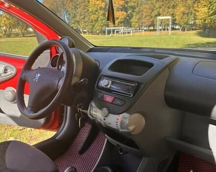Пежо 107 2010 в Киеве на Automoto.ua Красный Пежо 107, объемом двигателя 1 л и пробегом 129 тыс. км за 4400 $, фото 7 на Automoto.ua