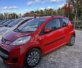 Пежо 107 2010 в Киеве на Automoto.ua Красный Пежо 107, объемом двигателя 1 л и пробегом 129 тыс. км за 4400 $, фото 1 на Automoto.ua