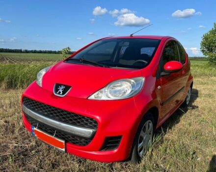 Червоний Пежо 107, об'ємом двигуна 1 л та пробігом 224 тис. км за 5200 $, фото 5 на Automoto.ua