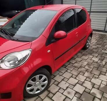 Красный Пежо 107, объемом двигателя 1 л и пробегом 161 тыс. км за 4700 $, фото 10 на Automoto.ua