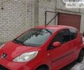 Червоний Пежо 107, об'ємом двигуна 1 л та пробігом 97 тис. км за 5400 $, фото 1 на Automoto.ua