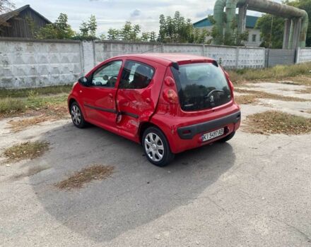 Красный Пежо 107, объемом двигателя 1 л и пробегом 172 тыс. км за 3500 $, фото 1 на Automoto.ua