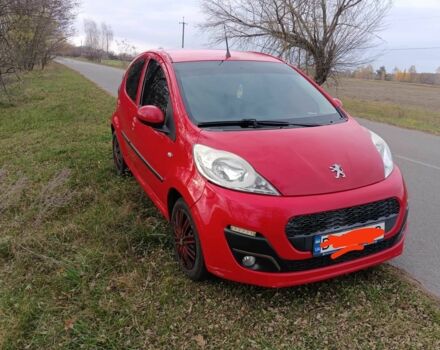 Красный Пежо 107, объемом двигателя 1 л и пробегом 107 тыс. км за 5800 $, фото 2 на Automoto.ua