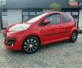 Красный Пежо 107, объемом двигателя 1 л и пробегом 93 тыс. км за 4500 $, фото 1 на Automoto.ua