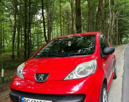Красный Пежо 107, объемом двигателя 1 л и пробегом 188 тыс. км за 2700 $, фото 1 на Automoto.ua