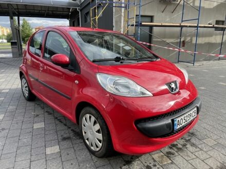 Пежо 107 2009 в Ужгороде на Automoto.ua Красный Пежо 107, объемом двигателя 1 л и пробегом 170 тыс. км за 4190 $, фото 1 на Automoto.ua