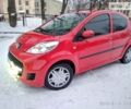 Червоний Пежо 107, об'ємом двигуна 1 л та пробігом 86 тис. км за 6999 $, фото 1 на Automoto.ua