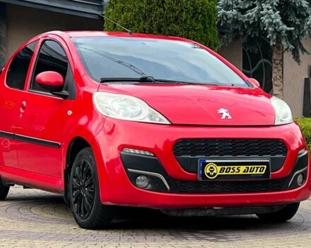 Красный Пежо 107, объемом двигателя 1 л и пробегом 133 тыс. км за 6600 $, фото 1 на Automoto.ua