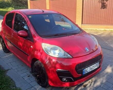 Красный Пежо 107, объемом двигателя 1 л и пробегом 133 тыс. км за 6500 $, фото 1 на Automoto.ua