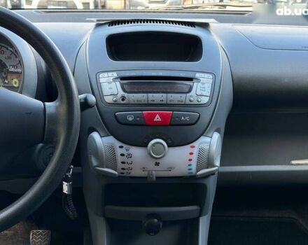 Пежо 107, об'ємом двигуна 0.9 л та пробігом 73 тис. км за 5800 $, фото 9 на Automoto.ua