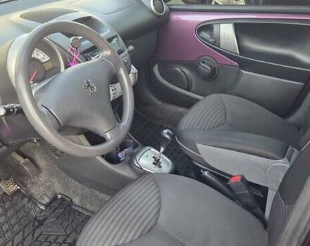 Пежо 107, об'ємом двигуна 1 л та пробігом 120 тис. км за 6100 $, фото 8 на Automoto.ua