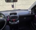 Пежо 107, об'ємом двигуна 1 л та пробігом 120 тис. км за 6100 $, фото 7 на Automoto.ua