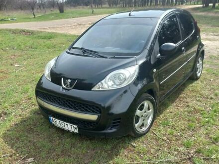 Пежо 107 2011 у Дніпро (Дніпропетровську) на Automoto.ua Пежо 107, об'ємом двигуна 1 л та пробігом 177 тис. км за 4700 $, фото 1 на Automoto.ua