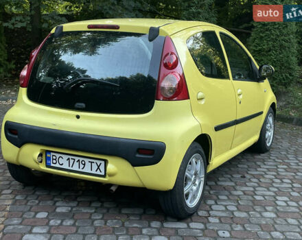 Желтый Пежо 107, объемом двигателя 1 л и пробегом 261 тыс. км за 3970 $, фото 20 на Automoto.ua