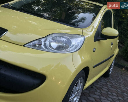 Жовтий Пежо 107, об'ємом двигуна 1 л та пробігом 261 тис. км за 3970 $, фото 12 на Automoto.ua